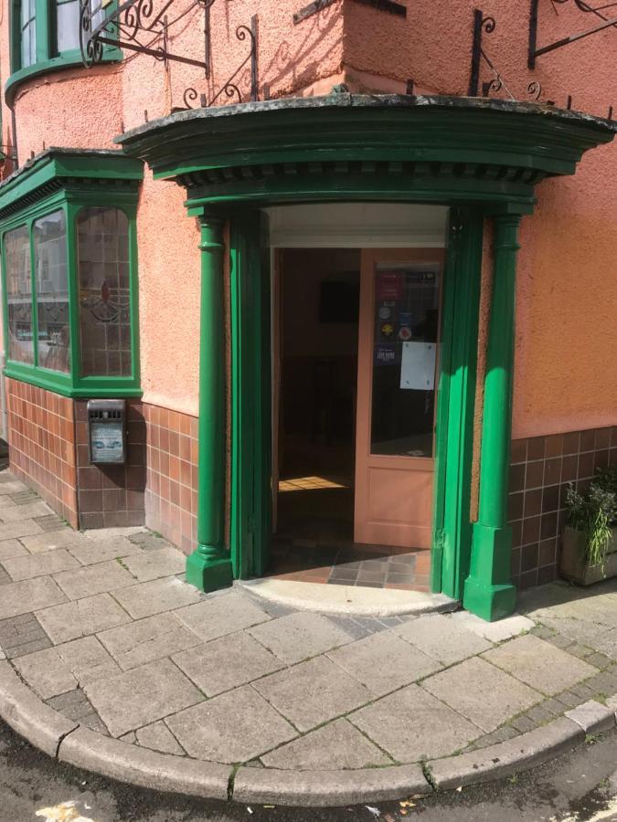 Dolphin Public House
